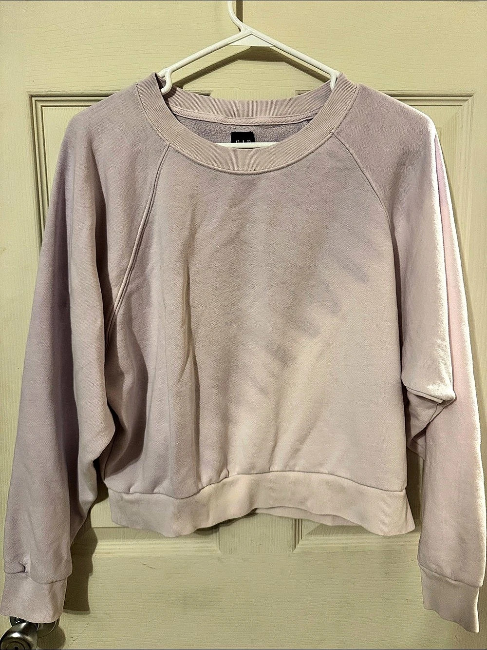 Gap Raglan Sweatshirt in Pink Size Small Like New